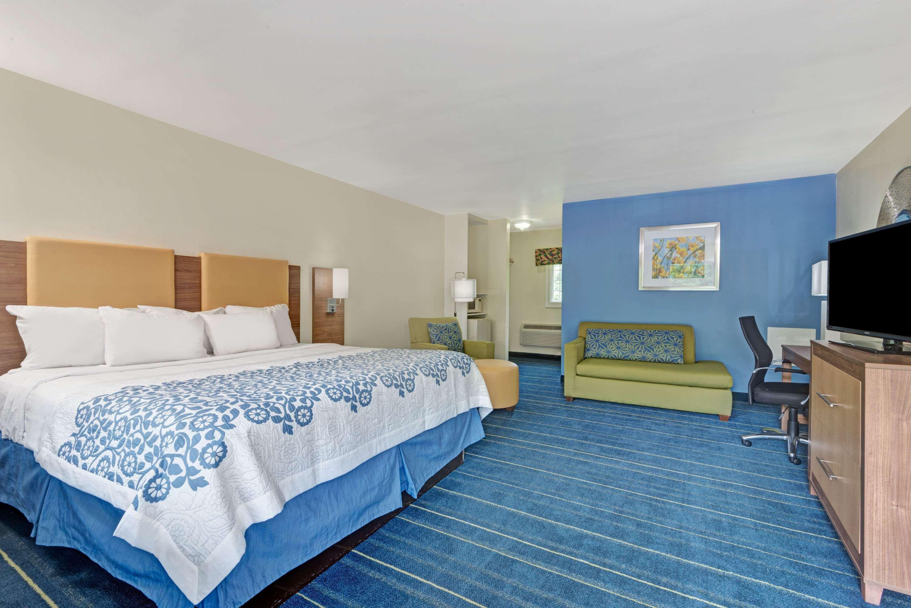Days Inn By Wyndham Ridgefield Εξωτερικό φωτογραφία